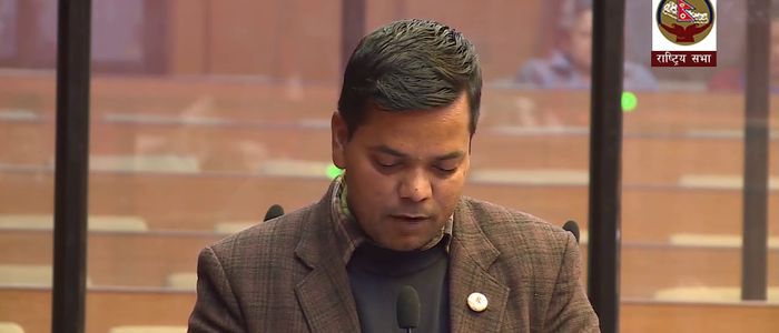 सांसद पन्थको प्रश्नः विद्यालयको मूल्यांकन ठीक कि बोर्डको ?